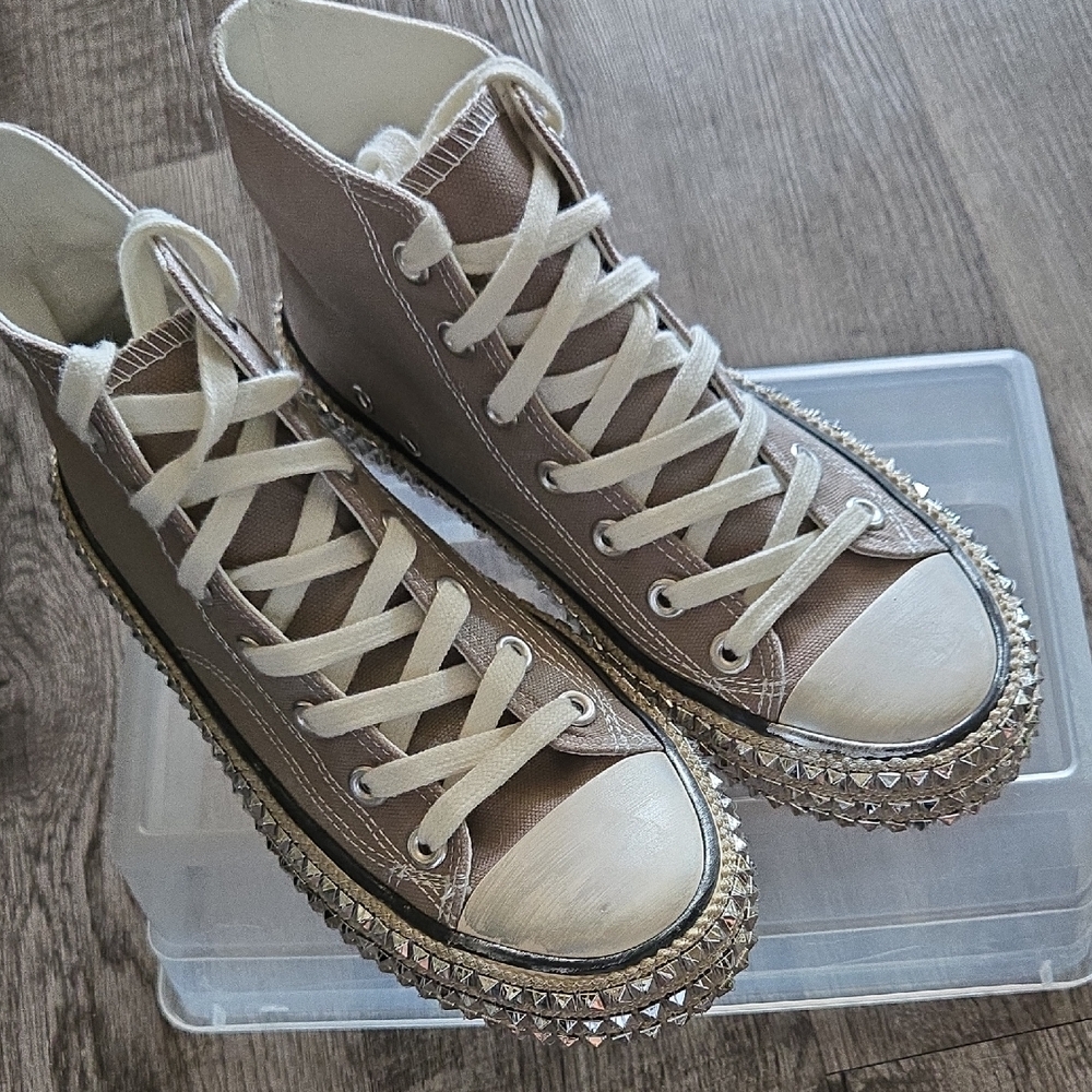 Studded High-Top Sneakers - Brown